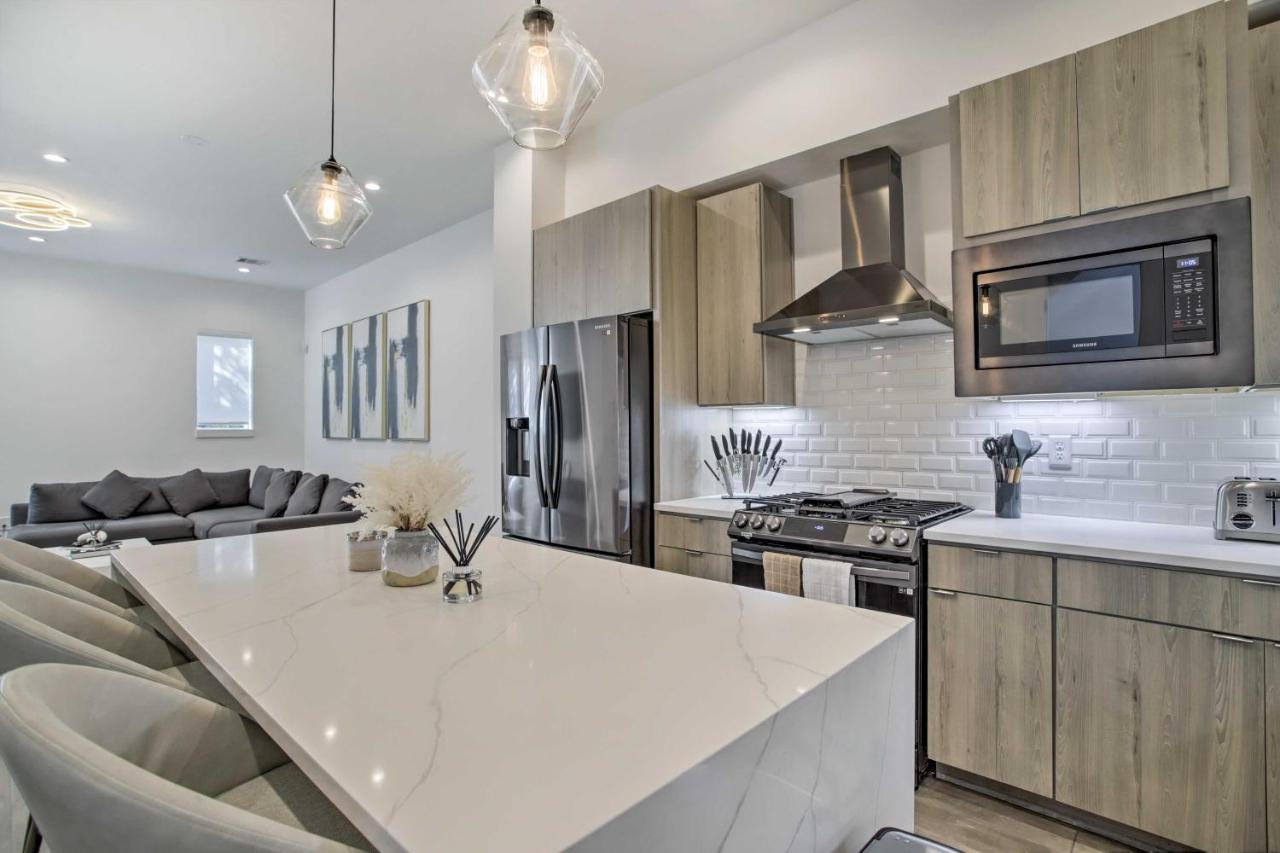 Newly-Built Luxury Galleria Area Townhome! Houston Extérieur photo