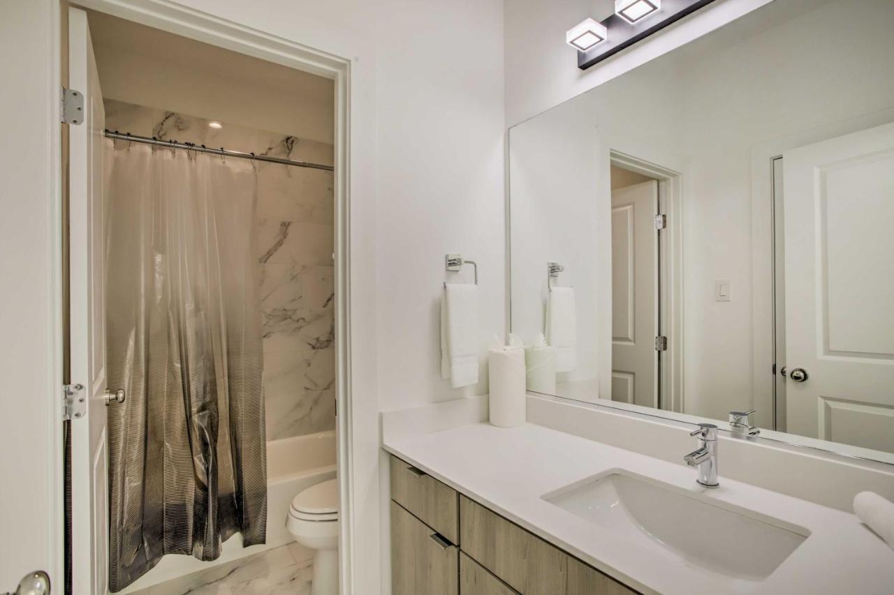 Newly-Built Luxury Galleria Area Townhome! Houston Extérieur photo